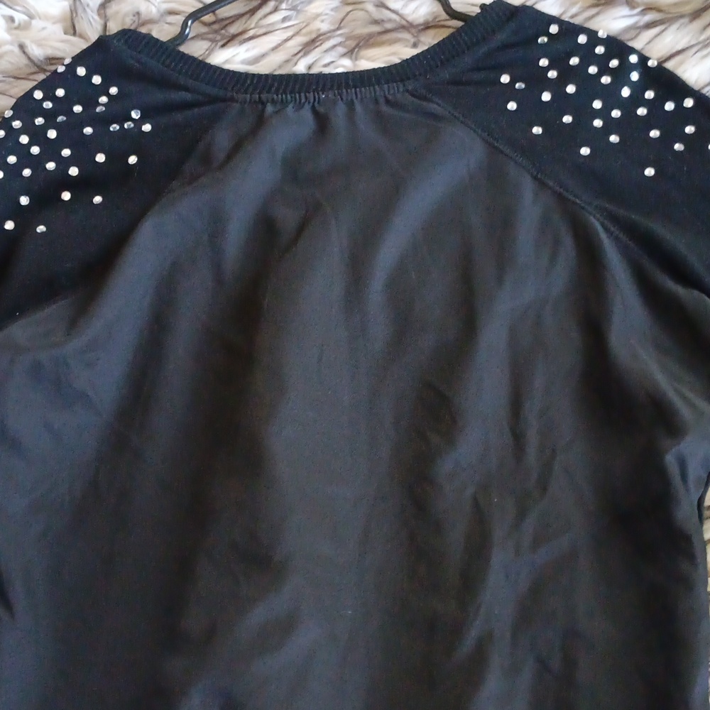 POOF Rinestone top - Picture 4 of 5